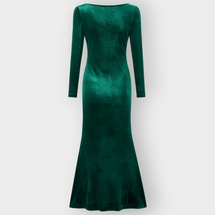 Kryenna | Luxe Evening Silhouette Velvet Gown