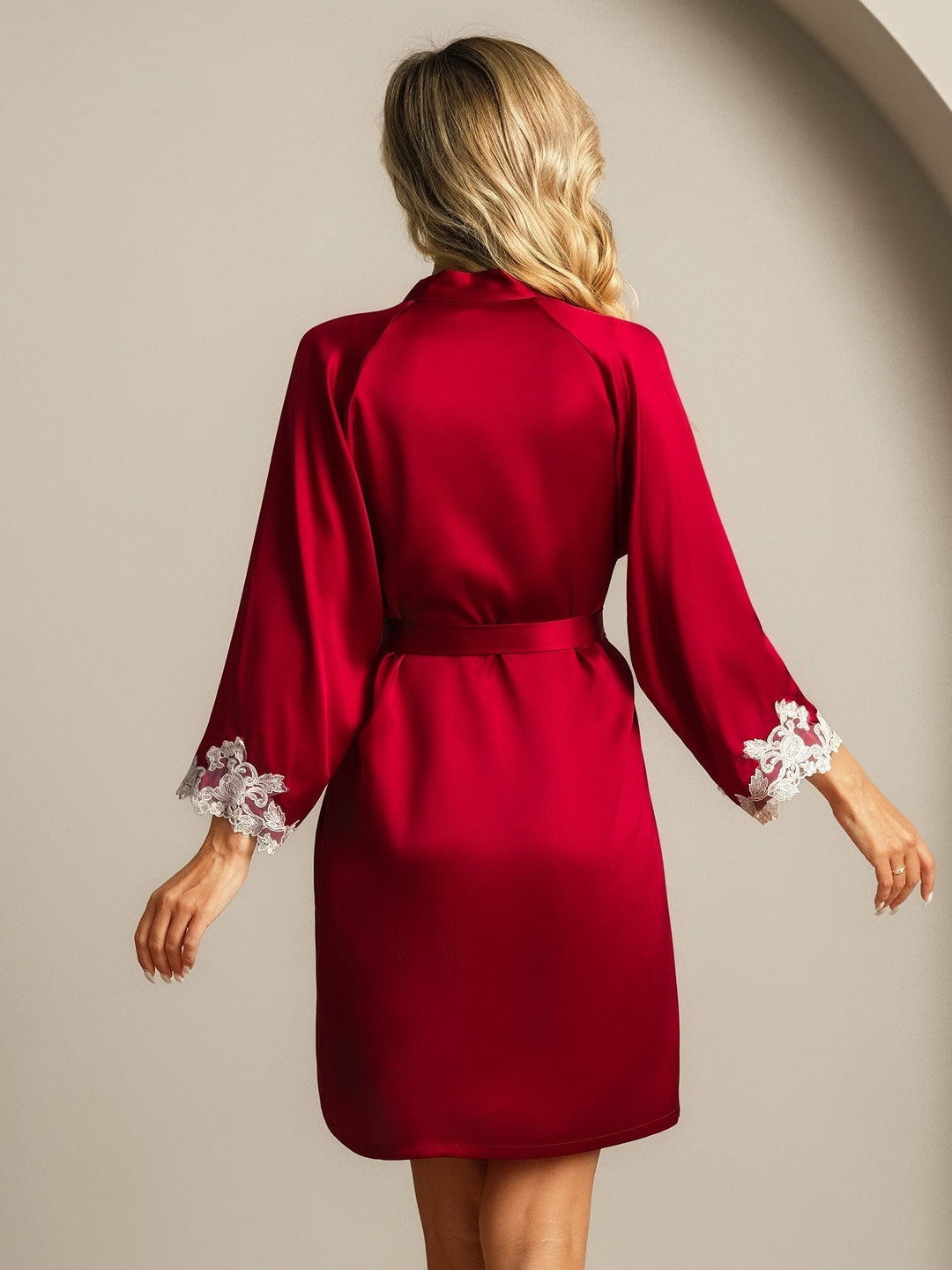Della | Delicate Kimono Robe