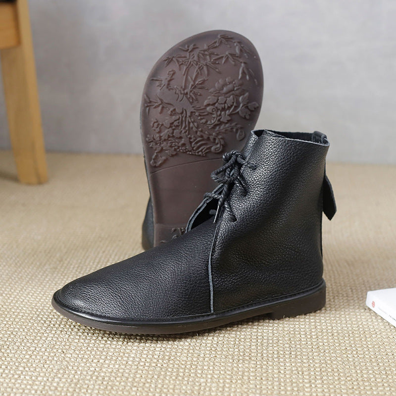 Clara | Lace Boots | Classic Warmth with Everyday Ease