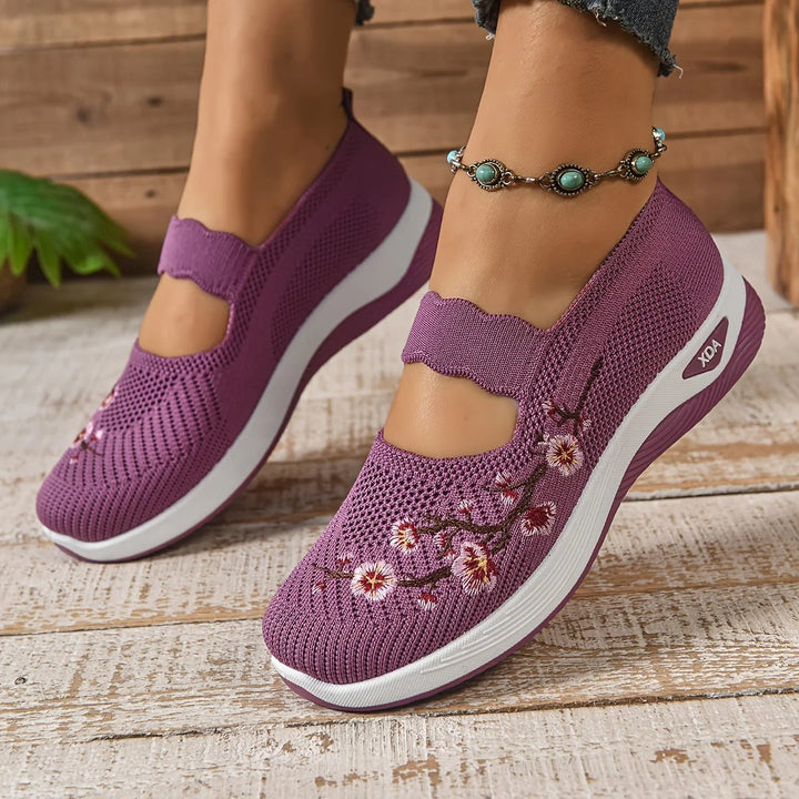 Aurora | Ergonomic Embroidered Flats